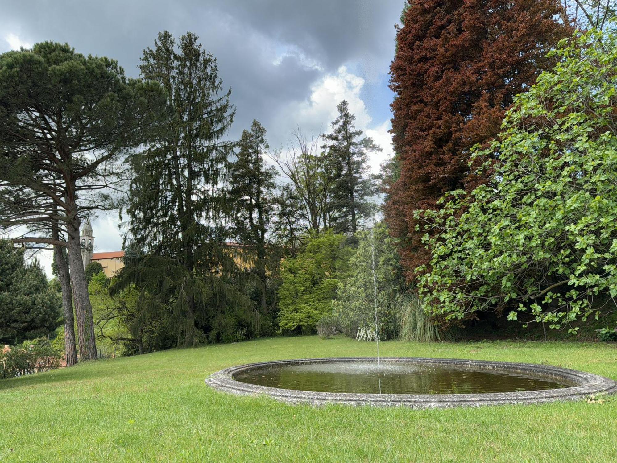 Villa Rossini Tavernerio Exteriör bild